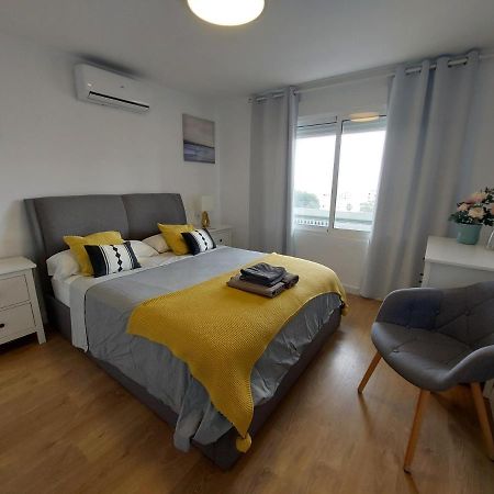 Beautiful Sea Views Cozy Apartment 350 M From Beach Benalmádena Buitenkant foto
