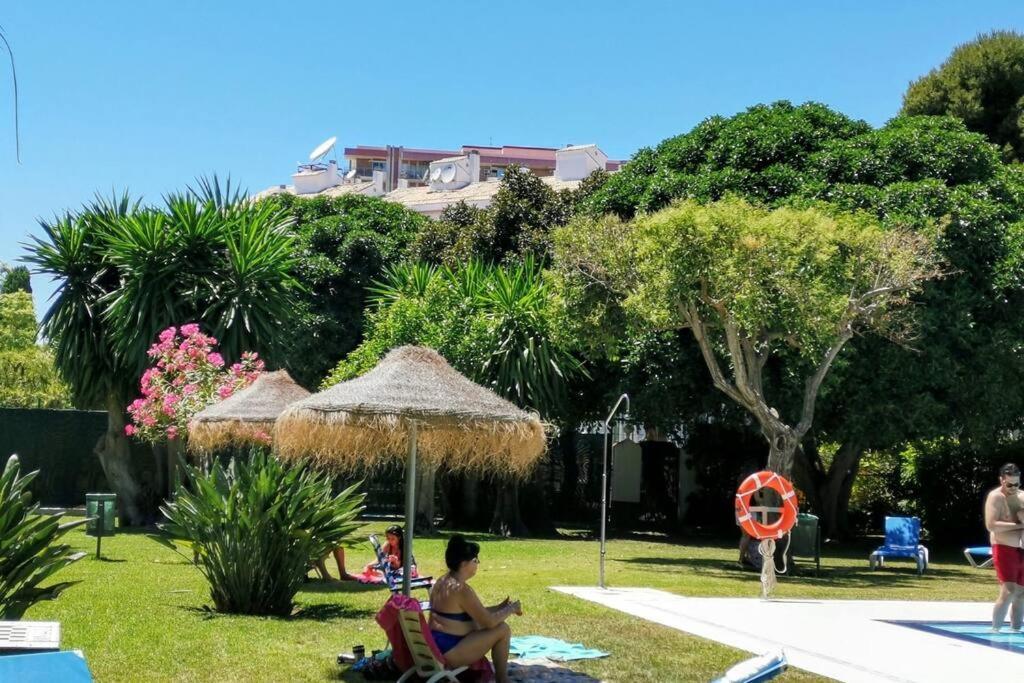 Beautiful Sea Views Cozy Apartment 350 M From Beach Benalmádena Buitenkant foto