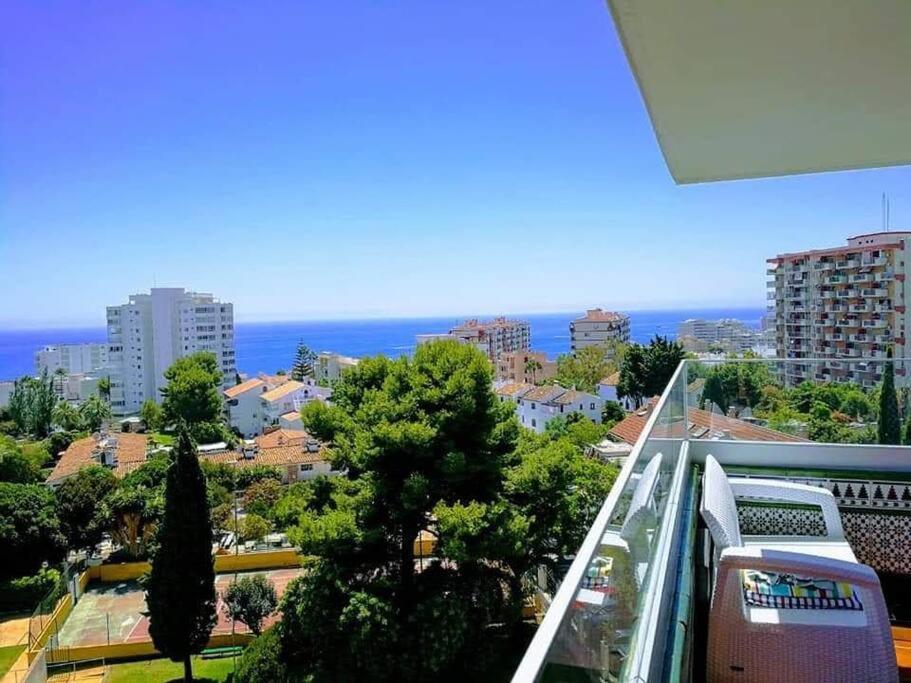 Beautiful Sea Views Cozy Apartment 350 M From Beach Benalmádena Buitenkant foto
