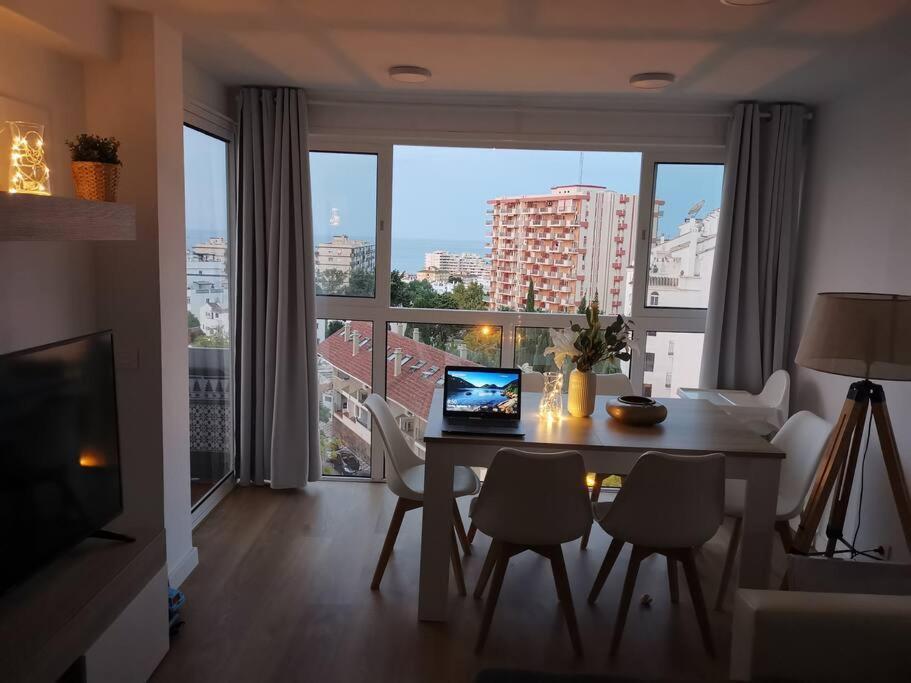 Beautiful Sea Views Cozy Apartment 350 M From Beach Benalmádena Buitenkant foto