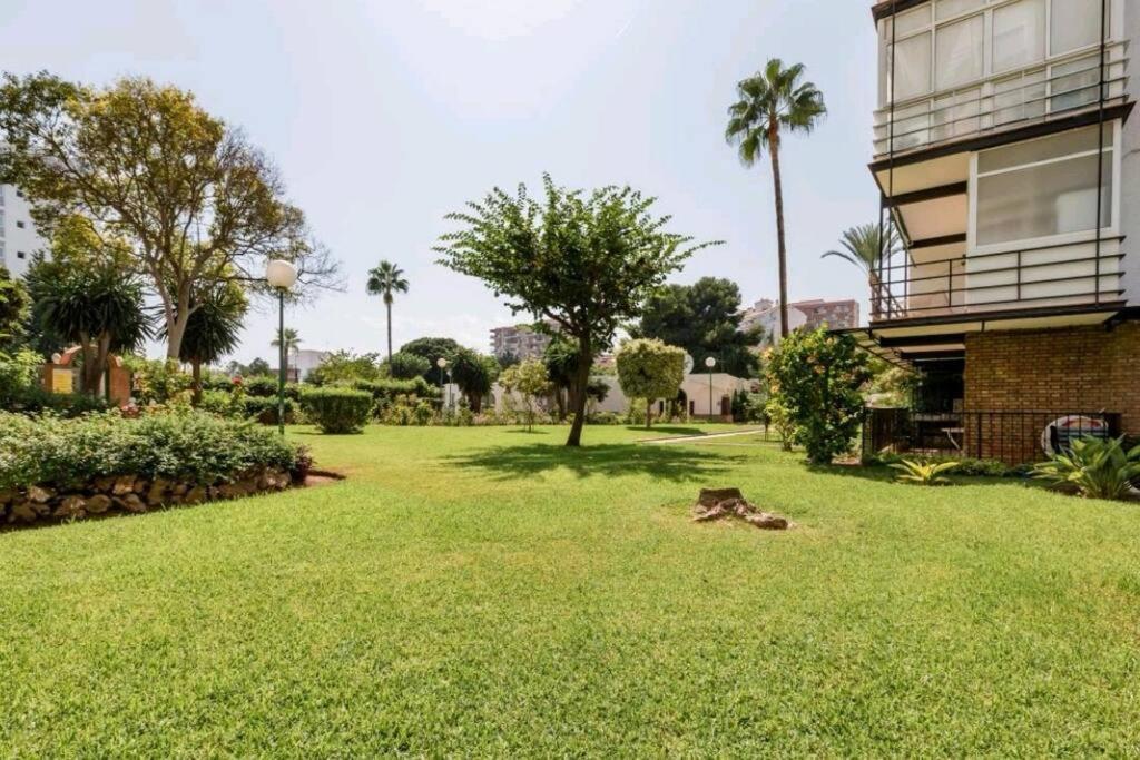 Beautiful Sea Views Cozy Apartment 350 M From Beach Benalmádena Buitenkant foto