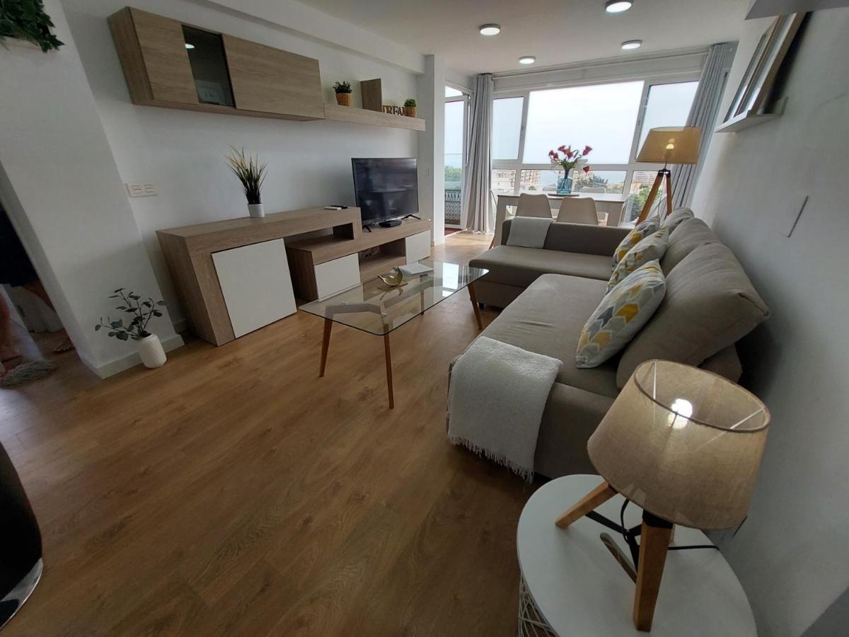Beautiful Sea Views Cozy Apartment 350 M From Beach Benalmádena Buitenkant foto
