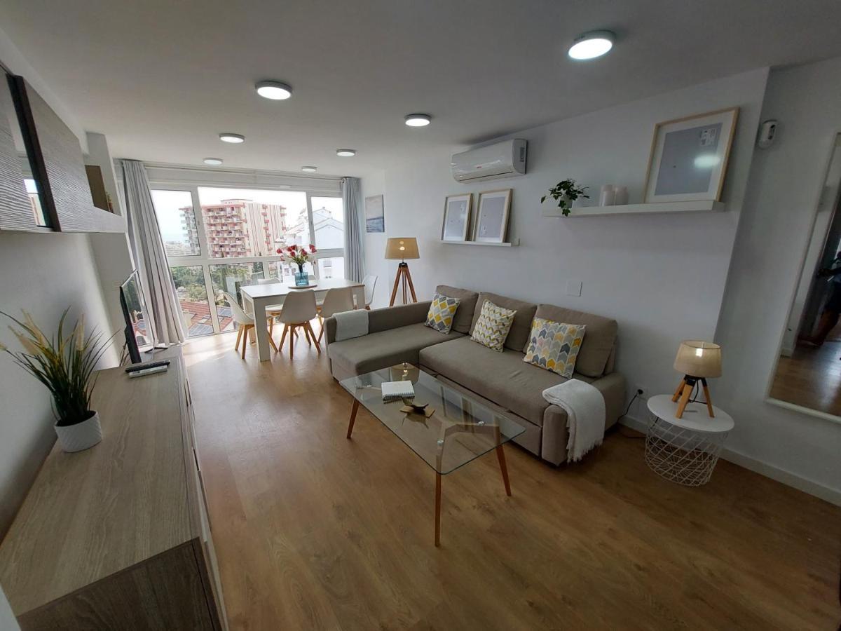 Beautiful Sea Views Cozy Apartment 350 M From Beach Benalmádena Buitenkant foto