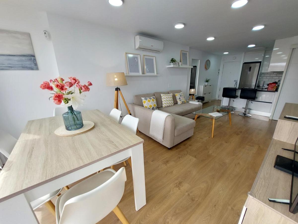 Beautiful Sea Views Cozy Apartment 350 M From Beach Benalmádena Buitenkant foto