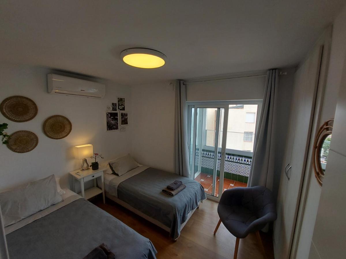 Beautiful Sea Views Cozy Apartment 350 M From Beach Benalmádena Buitenkant foto